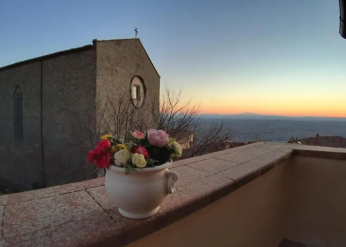 Apartament Cortona's Rooftop Nest Cortona
